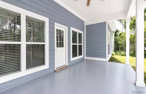 Exterior - 127 Brookley Dr, Eclectic, AL 36024 photo 2 of 4
