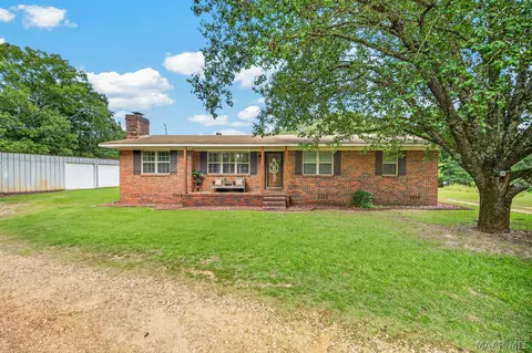 1168 Gantt Rd, Deatsville, AL 36022