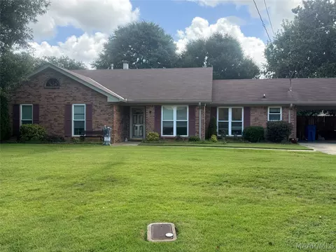 1214 Yorkshire Dr, Prattville, AL 36067