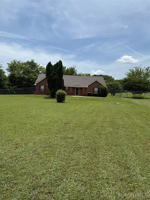 3701 Richardson Rd S, Hope Hull, AL 36043