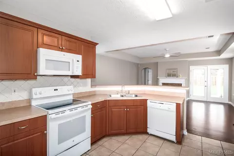 Kitchen - 9528 Colleton Pl, Montgomery, AL 36117 photo 1 of 3