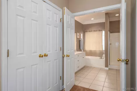 Entry Way - 9528 Colleton Pl, Montgomery, AL 36117 photo 7 of 7