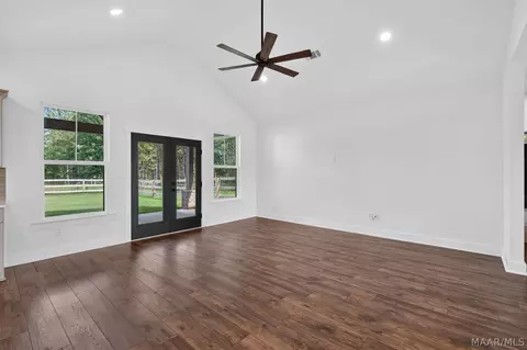 Living - 1020 Chesson Hill Dr, Fitzpatrick, AL 36029 photo 3 of 4