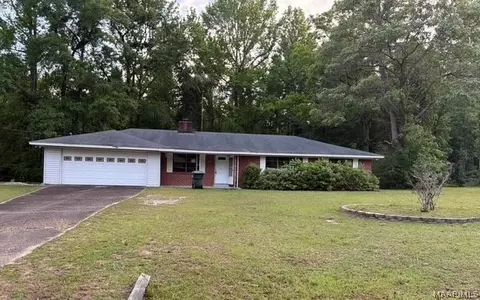 31 Thornton Rd, Tallassee, AL 36078