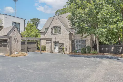 529 Cloverdale Rd, Montgomery, AL 36106