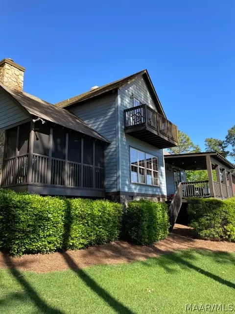 25 Village Ct, Dadeville, AL 36853