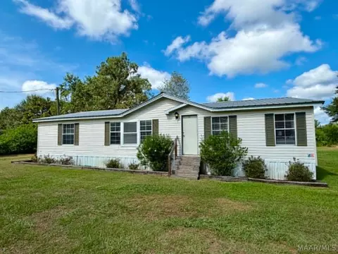 1028 Huggins St, Mckenzie, AL 36456