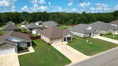 View/Area - 375 Kohn Dr, Millbrook, AL 36054 photo 2 of 5