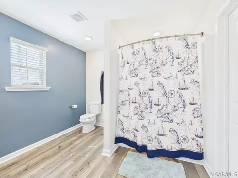 Bath - 375 Kohn Dr, Millbrook, AL 36054 photo 2 of 6