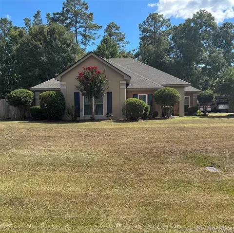 20 Springbrook Dr, Wetumpka, AL 36093