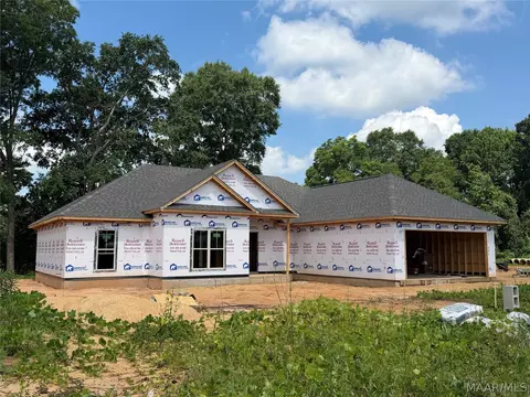 246 Cotton Terrace Loop, Deatsville, AL 36022