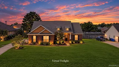 34 Village Way Ct, Wetumpka, AL 36093