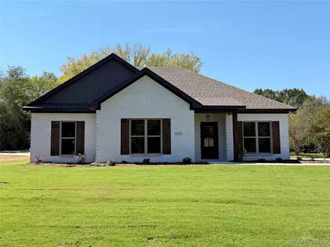 7 Shawnee Dr, Wetumpka, AL 36092