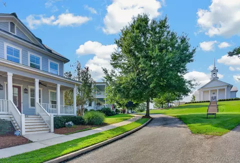 20 Chapel Hill St, Pike Road, AL 36064