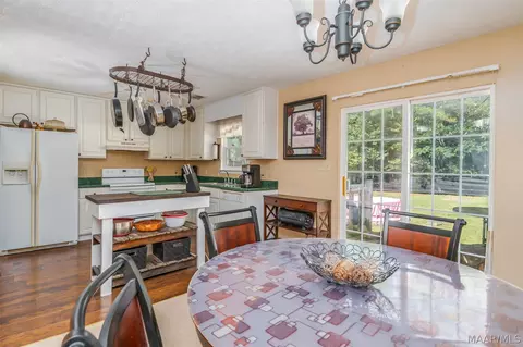 Dining - 9513 Hobbie Rd, Ramer, AL 36069 photo 3 of 3