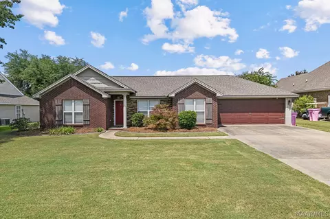 1837 Sanford Dr, Prattville, AL 36066