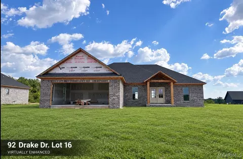 92 Drake Dr, Wetumpka, AL 36092