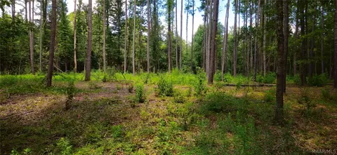 2942 Sanders Ln, Montgomery, AL 36110
