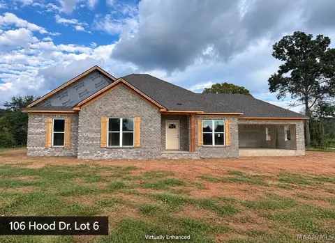 106 Hood Dr, Deatsville, AL 36022