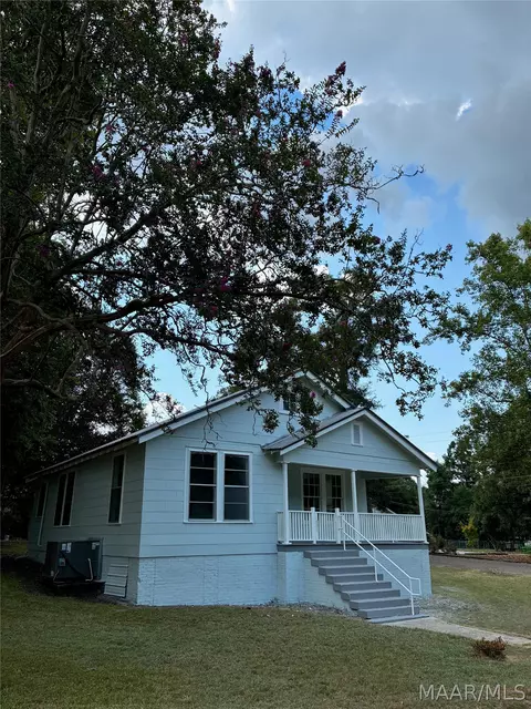 402 Redden Ave, Tallassee, AL 36078