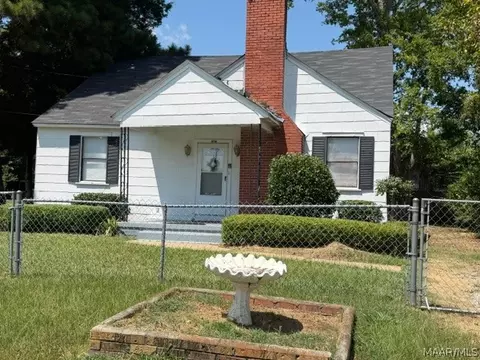 1005 Memorial Ave, Selma, AL 36701