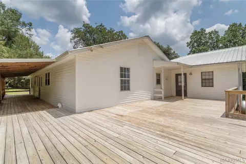 694 Becky Ln, Prattville, AL 36067