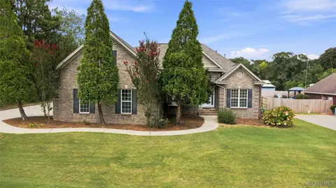 246 Kimrick Dr, Deatsville, AL 36022