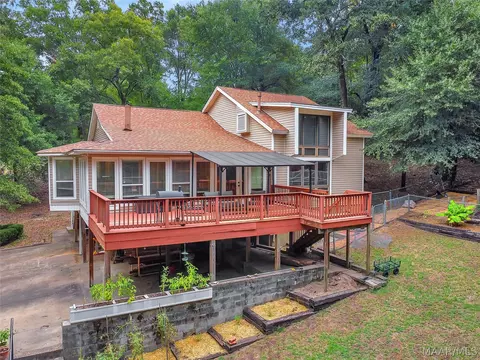 335 Busch Hill Dr, Wetumpka, AL 36093