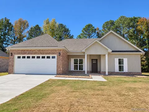 105 Trotters View Rd, Deatsville, AL 36022