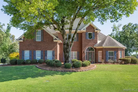 198 Walnut Point Dr, Wetumpka, AL 36093