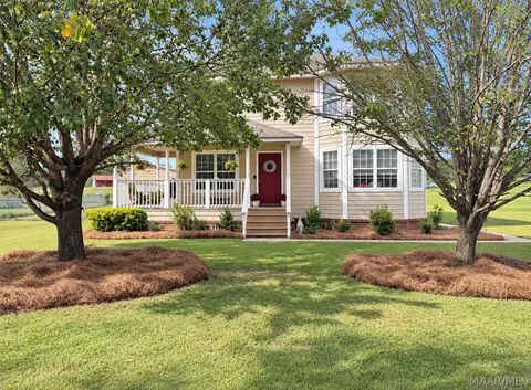427 Lewis Rd, Deatsville, AL 36022