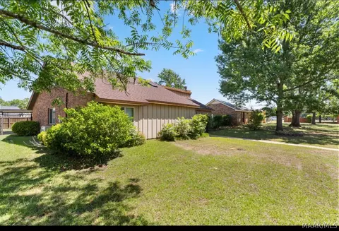 1845 Tara Dr, Prattville, AL 36066
