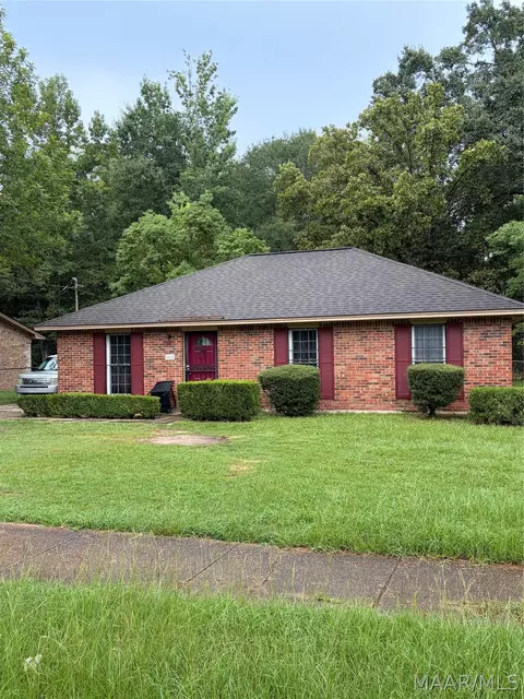 6612 Pinebrook Dr, Montgomery, AL 36117