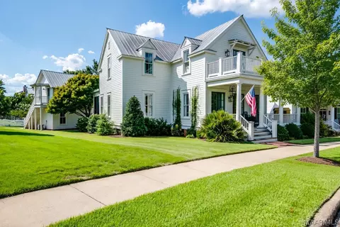 7 Chapel Hill St, Pike Road, AL 36064
