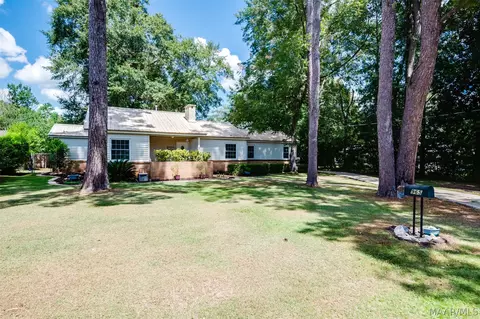 965 Gaddis Ave, Prattville, AL 36066