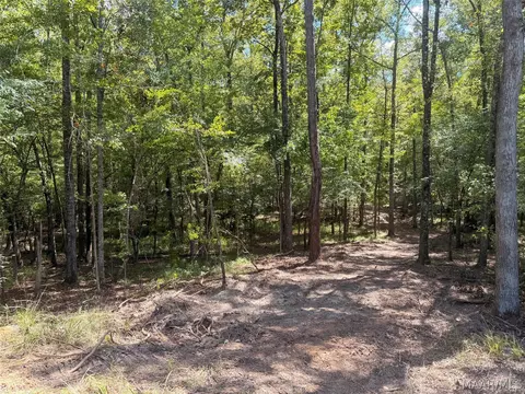 90 Mark Trl N, Wetumpka, AL 36093