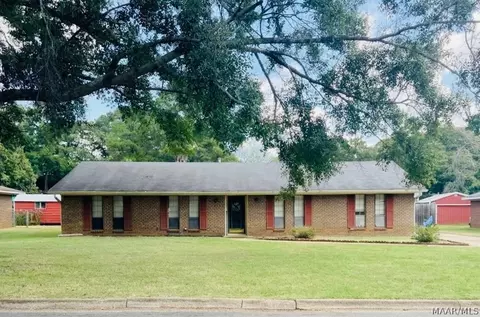 113 Lina Dr, Prattville, AL 36067