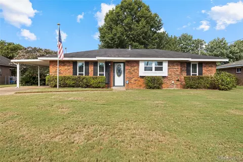 251 Teri Ln, Prattville, AL 36066