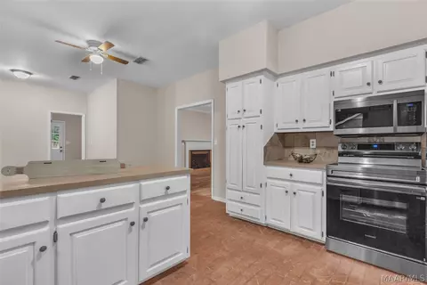 Kitchen - 405 Apache Ct, Montgomery, AL 36117 photo 3 of 3
