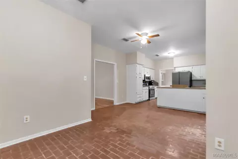 Entry Way - 405 Apache Ct, Montgomery, AL 36117 photo 2 of 2
