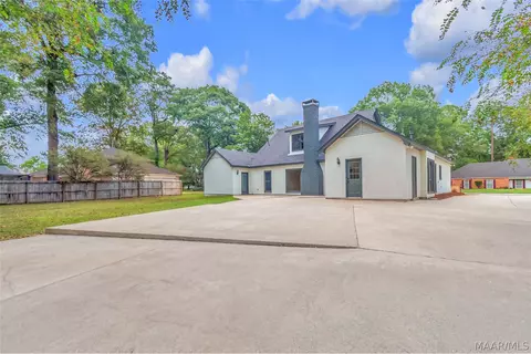 Exterior - 405 Apache Ct, Montgomery, AL 36117 photo 5 of 8