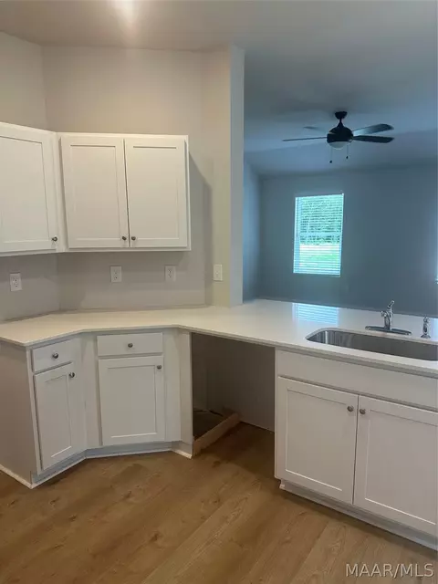 Kitchen - 195 Overcup Dr, Eclectic, AL 36024 photo 2 of 3