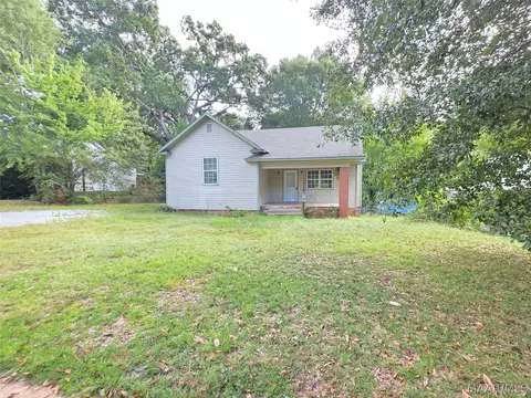 311 4th St, Tallassee, AL 36078