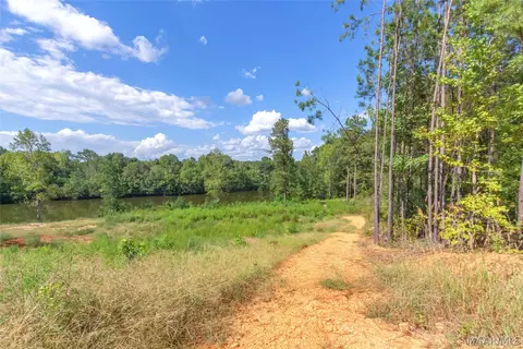 345 Brownstone Loop, Millbrook, AL 36054 photo 8