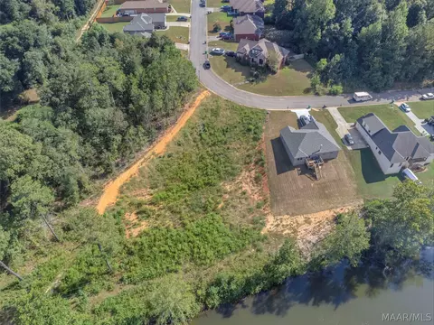 345 Brownstone Loop, Millbrook, AL 36054 photo 2