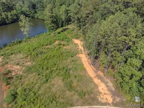 345 Brownstone Loop, Millbrook, AL 36054 photo 6