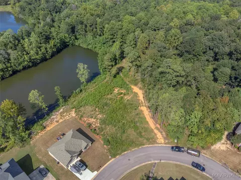 345 Brownstone Loop, Millbrook, AL 36054 photo 12