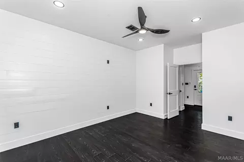 Bedroom - 254 Mccain Rd, Eclectic, AL 36024 photo 2 of 5