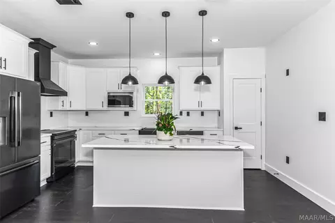 Kitchen - 254 Mccain Rd, Eclectic, AL 36024 photo 1 of 4