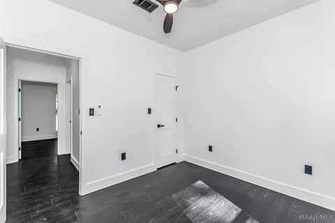 Bedroom - 254 Mccain Rd, Eclectic, AL 36024 photo 4 of 5
